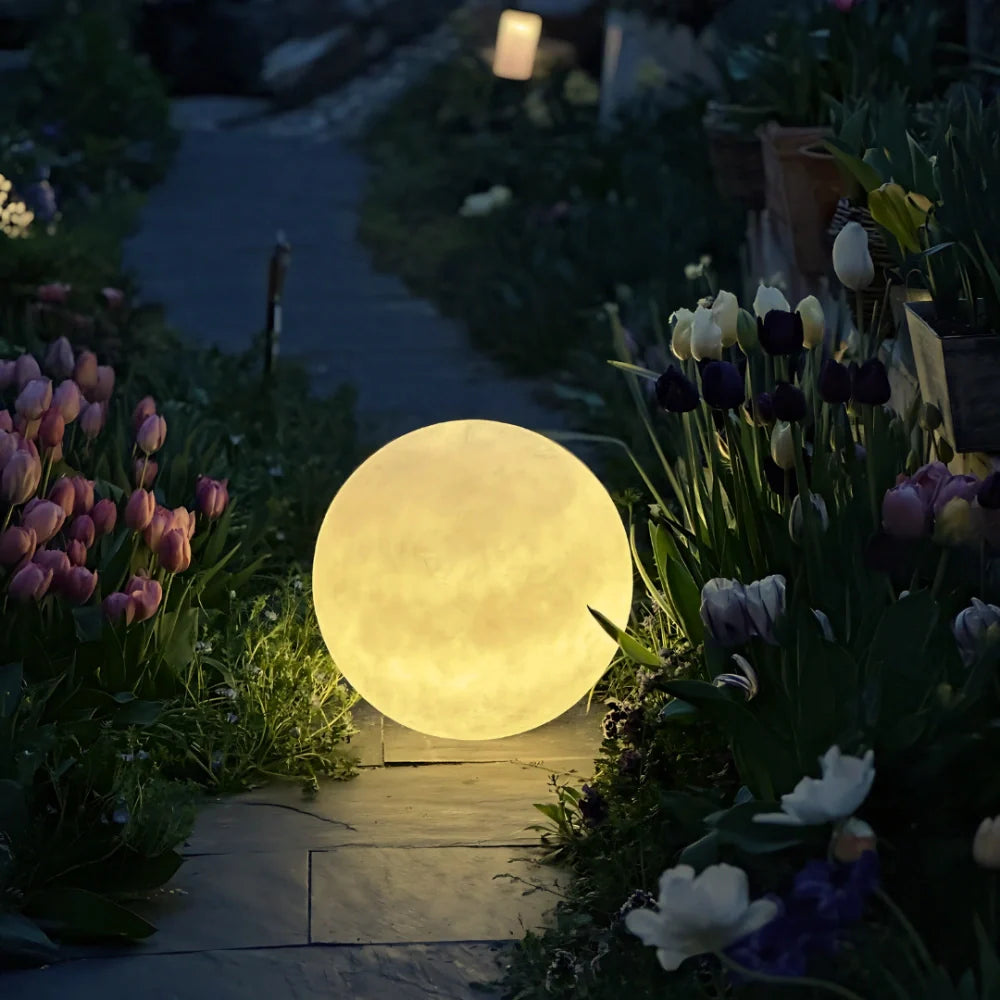 Selene™ Mondgartenlicht