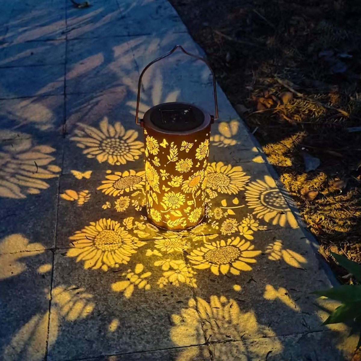 Laterne mit Solarmuster