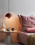 Glossy Curve Pendant Light