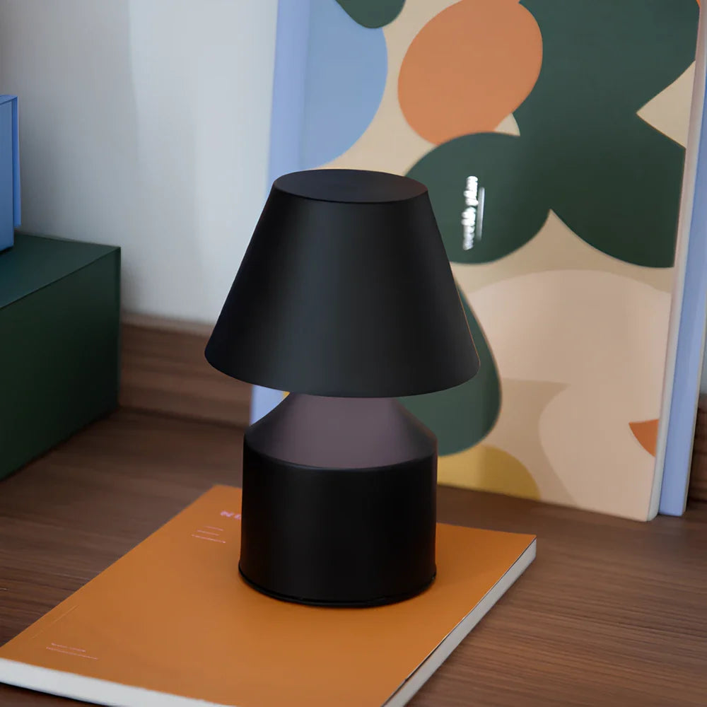 Oblo™ Tischlampe