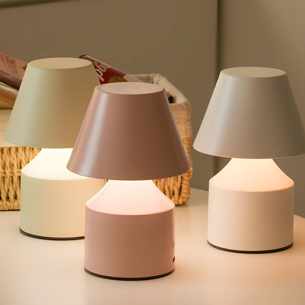 Oblo™ Tischlampe