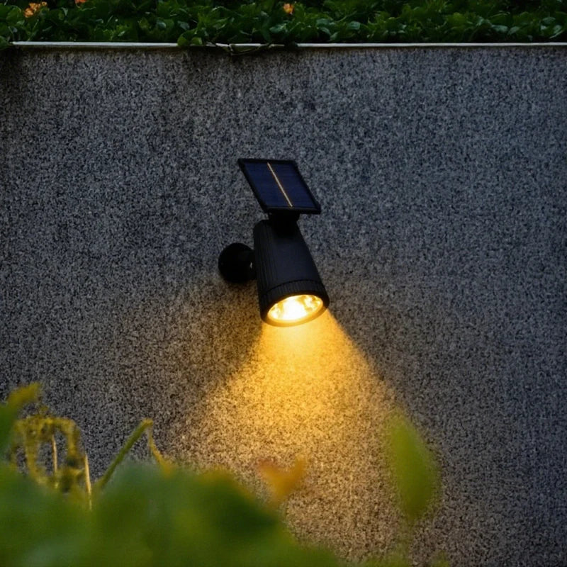 Solarbetriebener Gartenstrahler