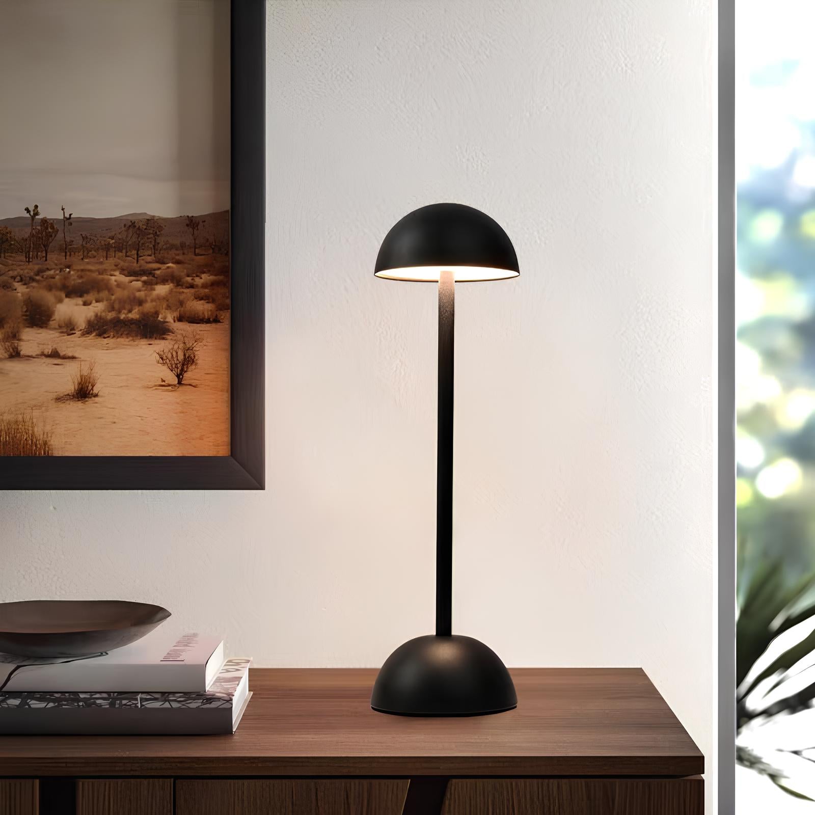 Nordische minimalistische Tischlampe