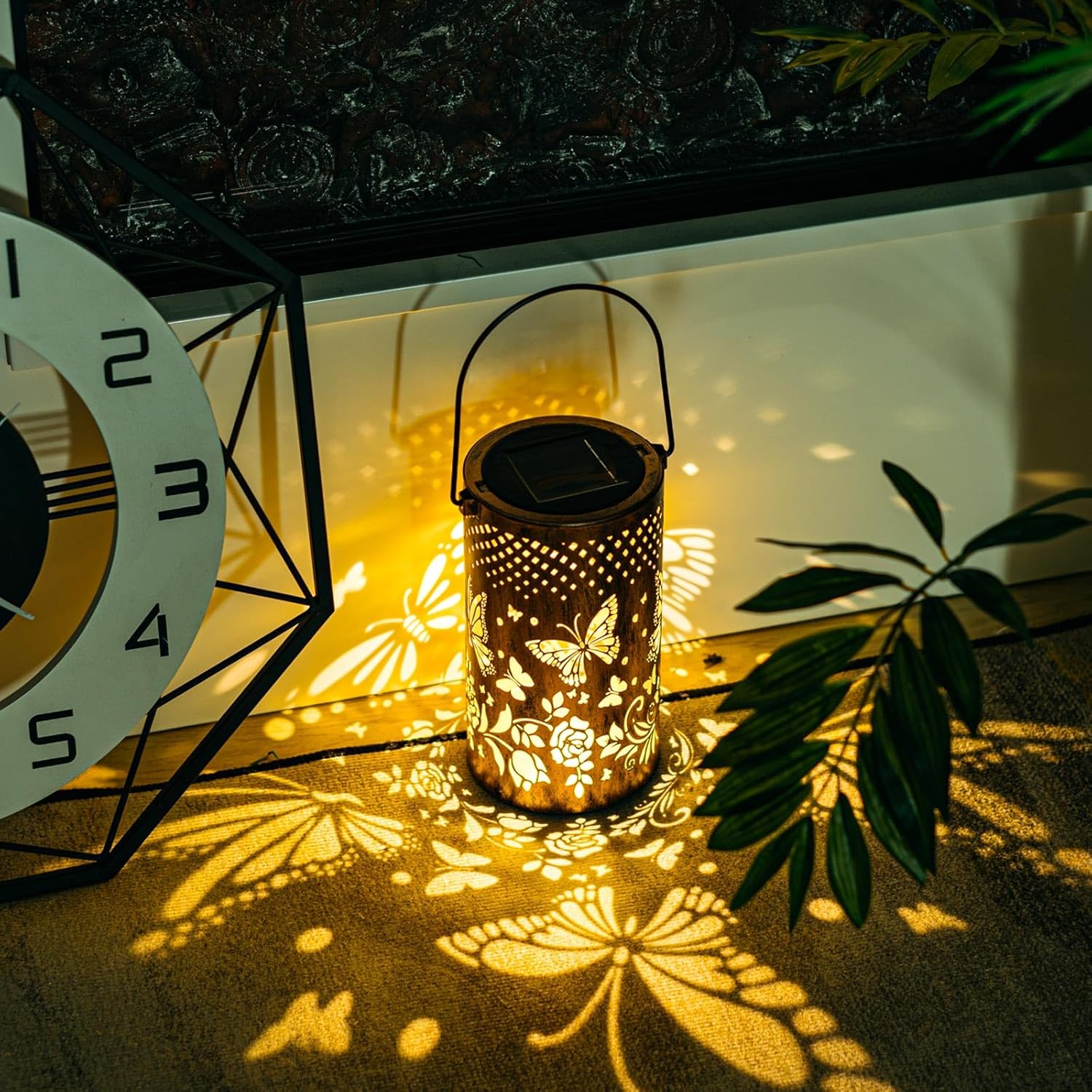 Laterne mit Solarmuster
