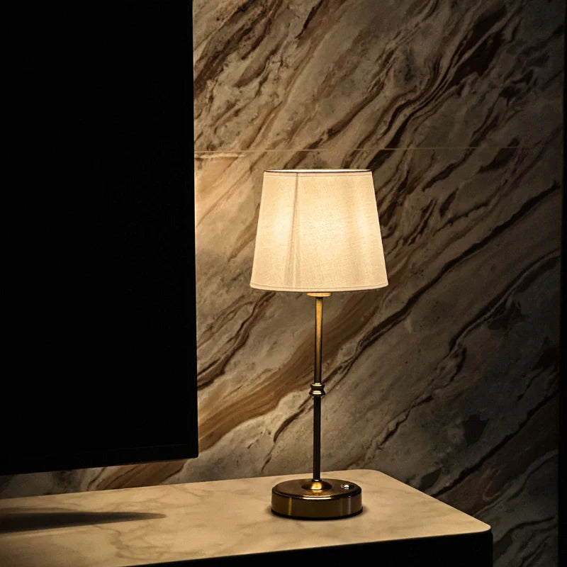 GoldenEase™ Tischlampe