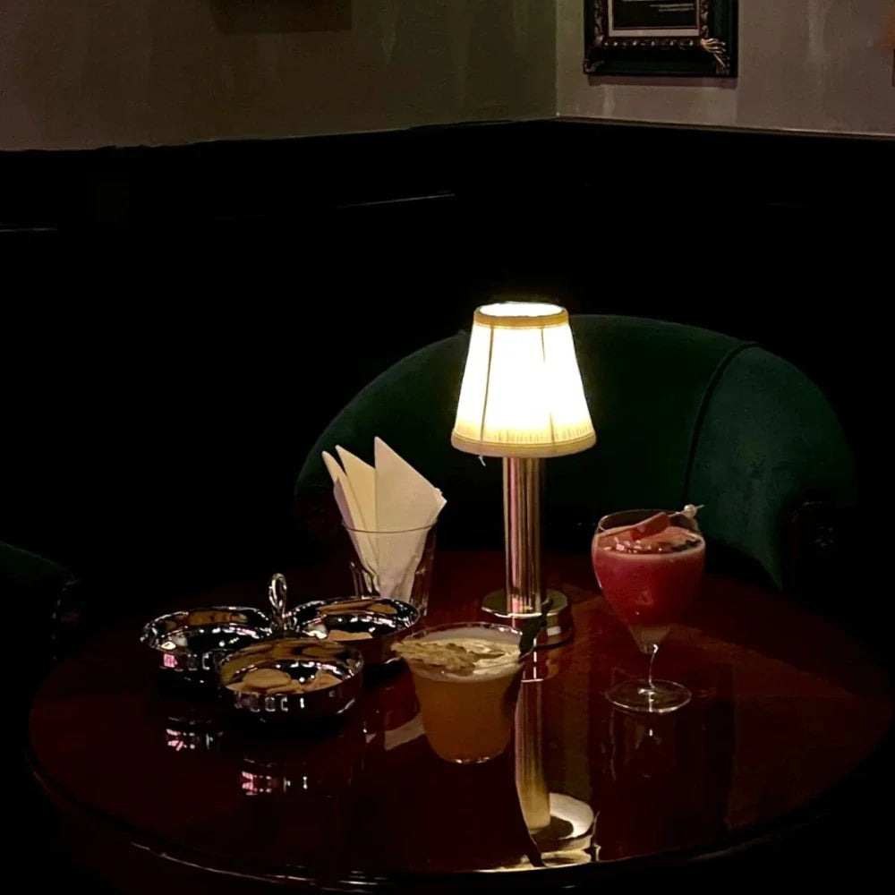 Retro-Eleganz-Tischlampe