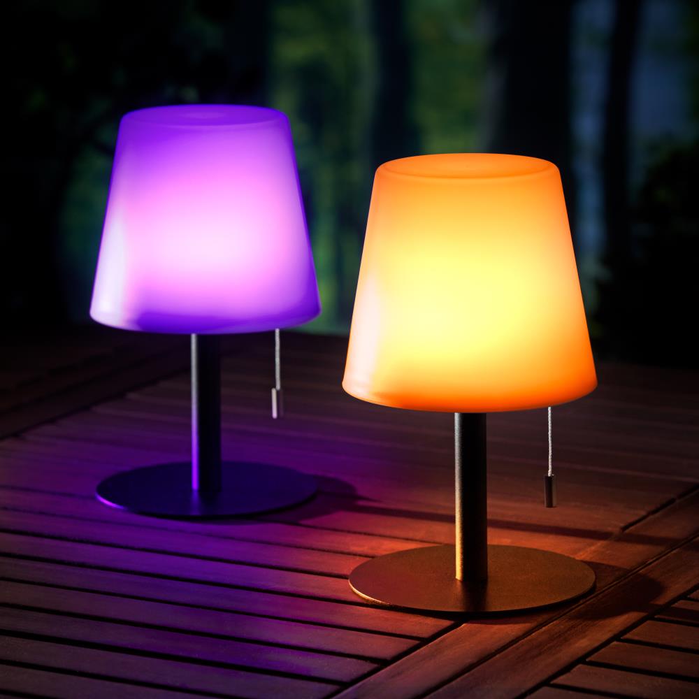 Minimalistische moderne Tischlampe