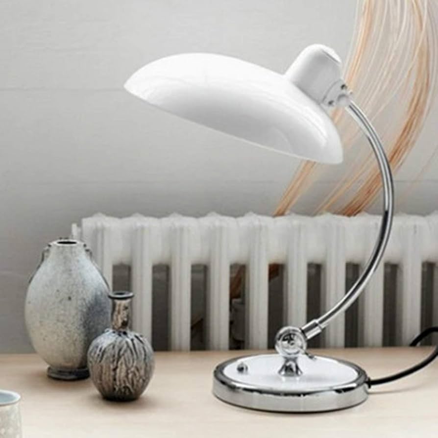 Retro -Bogen -Tischlampe