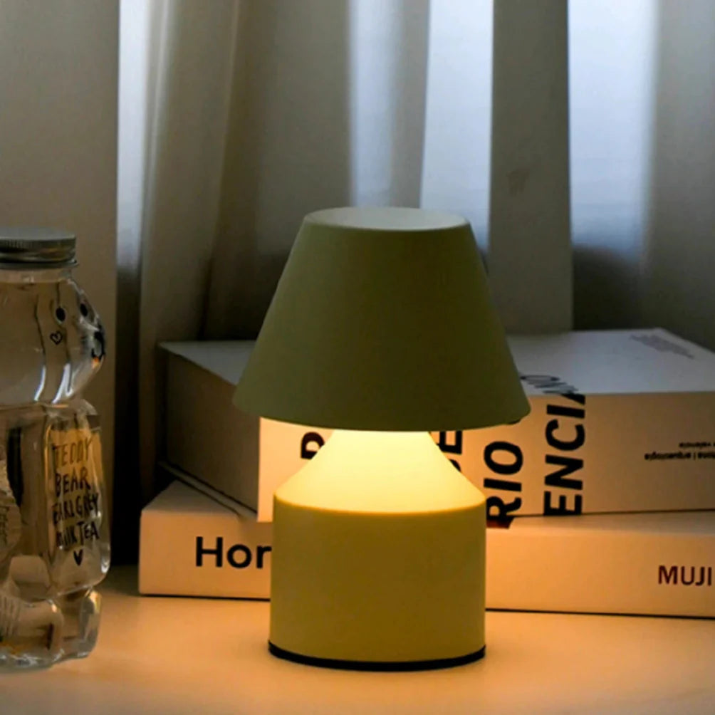 Oblo™ Tischlampe