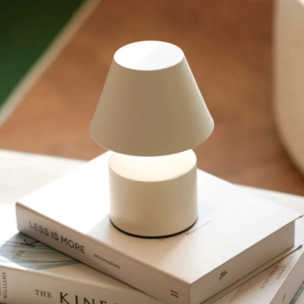 Oblo™ Tischlampe