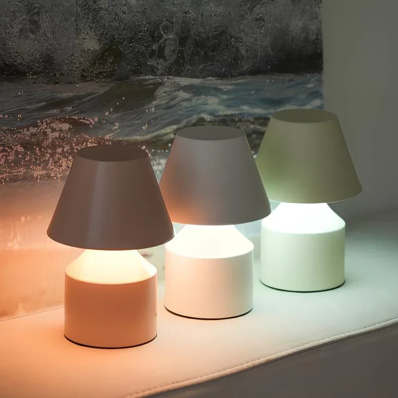 Oblo™ Tischlampe