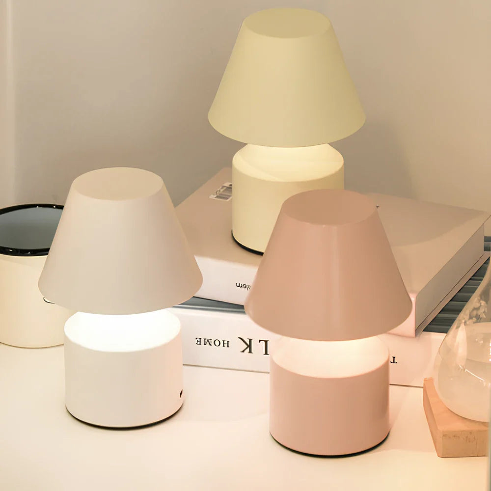 Oblo™ Tischlampe