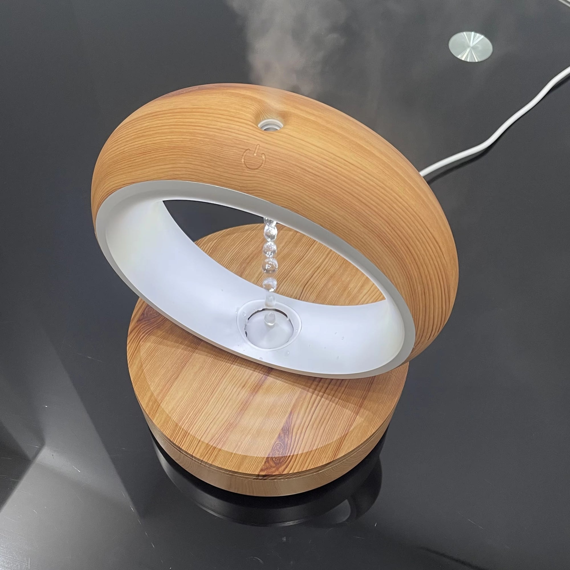Lampe à eau en lévitation de gravité