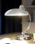 Retro -Bogen -Tischlampe