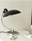 Retro -Bogen -Tischlampe