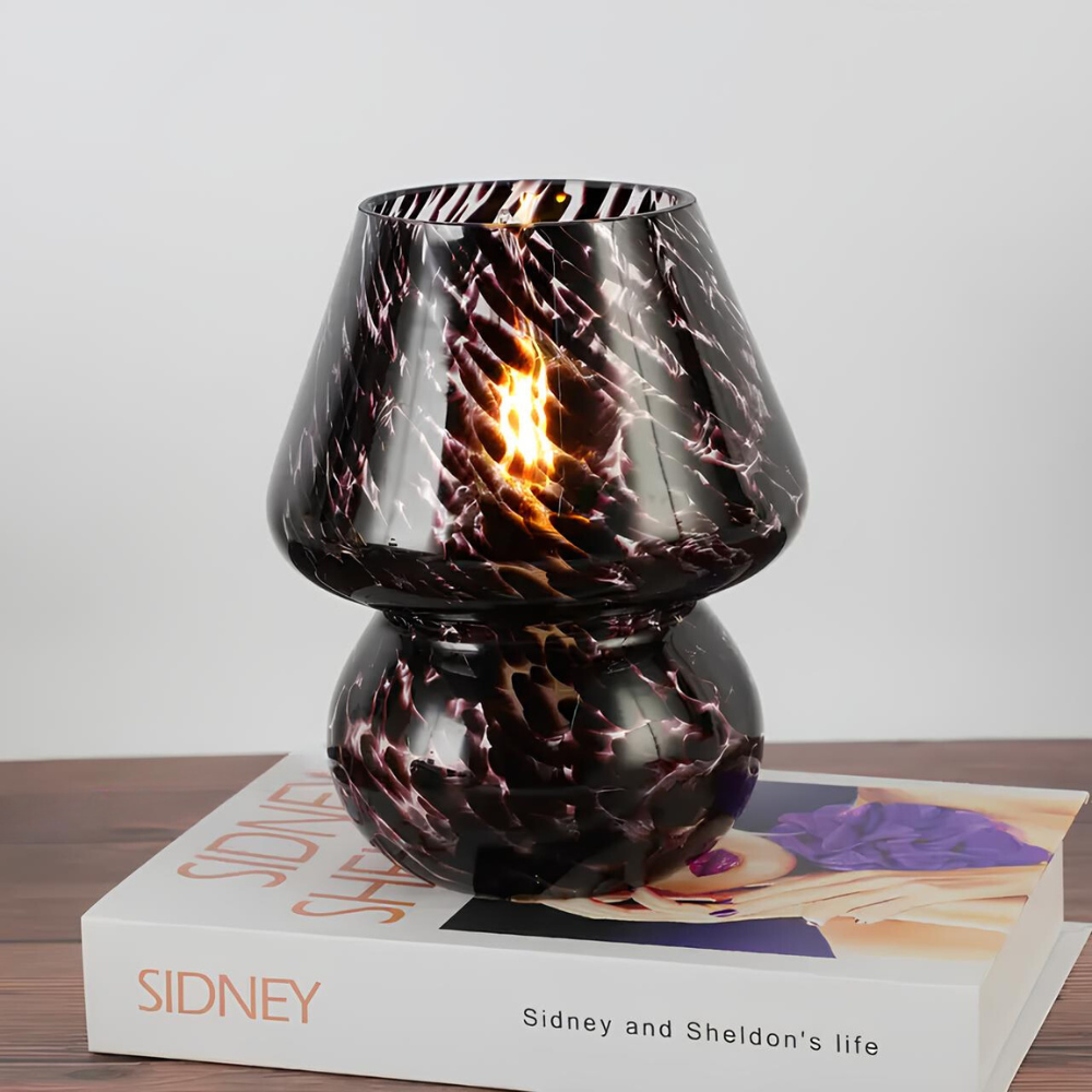 Verra™ Lampe aus mundgeblasenem Glas